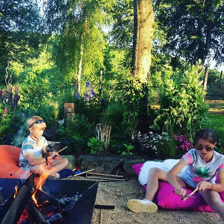 Colombe Des Bois 펜션 *