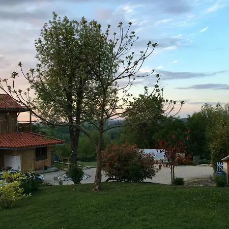 Colombe Des Bois 펜션 *